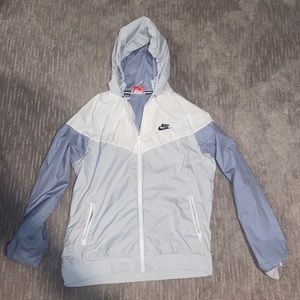 Nike Men's Sportswear Windrunner Windbreaker